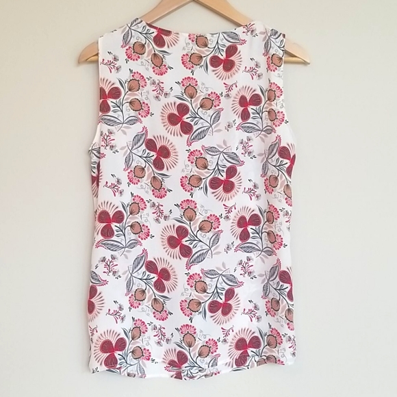 LOFT Outlet Tank Top, Floral, Scoop Neck, Small, EUC - Picture 4 of 4